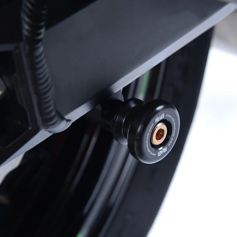 R&G CR0057BK Cotton Reels Swingarm Spools For Kawasaki Z900 (2017-current) - Image 2